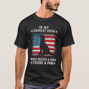T-shirt à l'heure la plus sombre où j'avais besoin d'une m