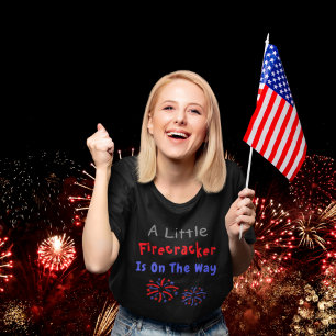 T-shirt A Little Firecracker