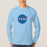 T-shirt à manches longues Iconique de la NASA (ble<br><div class="desc">Cet article est sans conteste le symbole de notre époque : l'insigne classique de la NASA. Un symbole audacieux qui, comme la NASA elle-même, ne connaît aucune limite. Immédiatement reconnaissable à travers le monde, l'Insignia de la NASA a longtemps défendu le progrès, l'innovation, et le type d'audace et d'audace quasiment...</div>