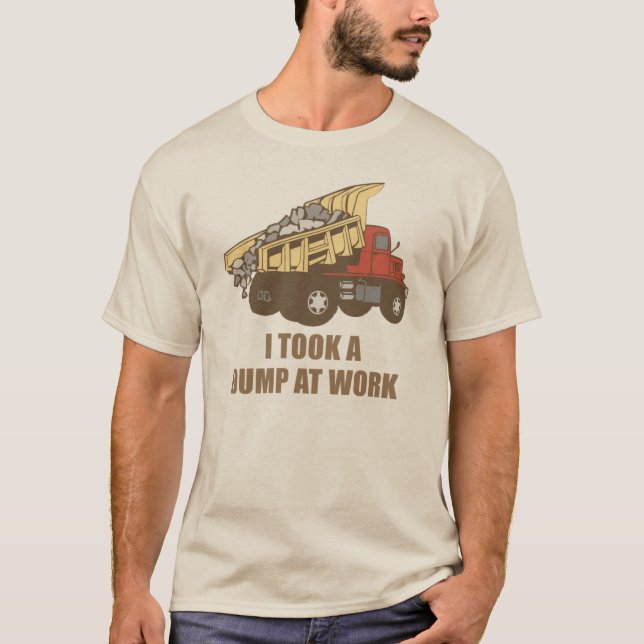 T-shirt A pris une décharge au travail (Devant)