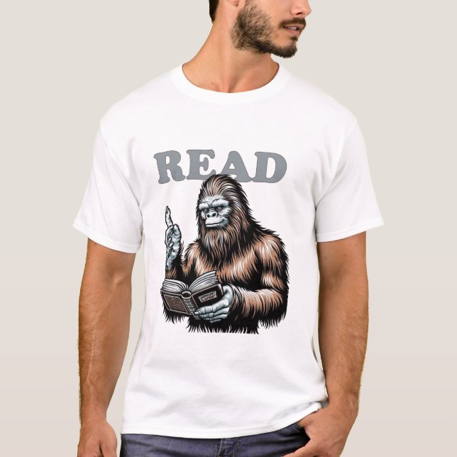 T-shirt À propos de Reading Bigfoot lit (Devant)