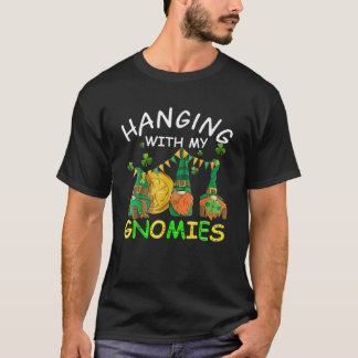 T-shirt Accroché à mes gnomes St Patrick's Day Gnome Sha