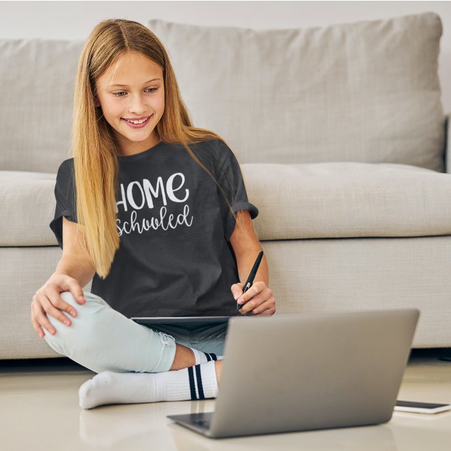 T-shirt Accueil Garçons ou filles scolarisés (Créateur téléchargé)