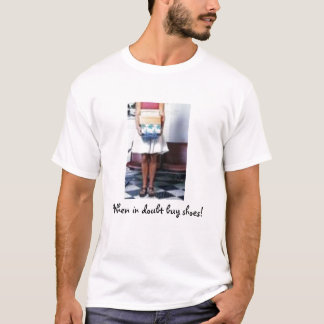 T-shirt Achetez les chaussures