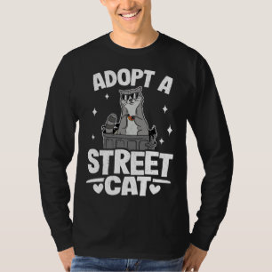T-shirt Adopter un chat de rue raton laveur ordures 1