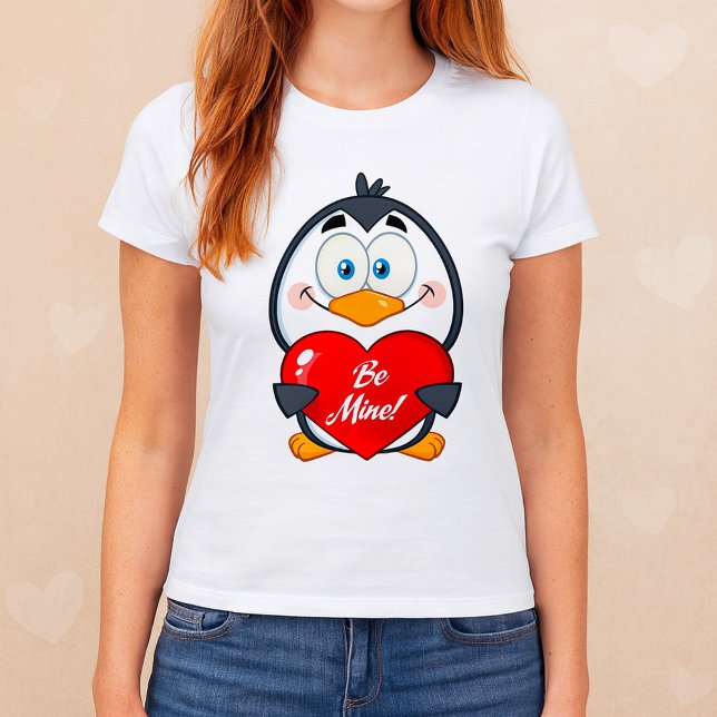 T-shirt Adorable Penguin Holding Be Mine Heart (Créateur téléchargé)