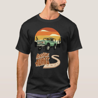 T-shirt Adventure Await - Camping hors route Vintage