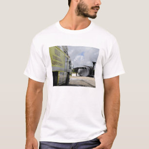 T-shirt Aéroport du WONPAT de la Guam