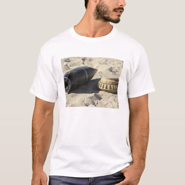 T-shirt Affichage statique d'une coque de commande convert (Devant)