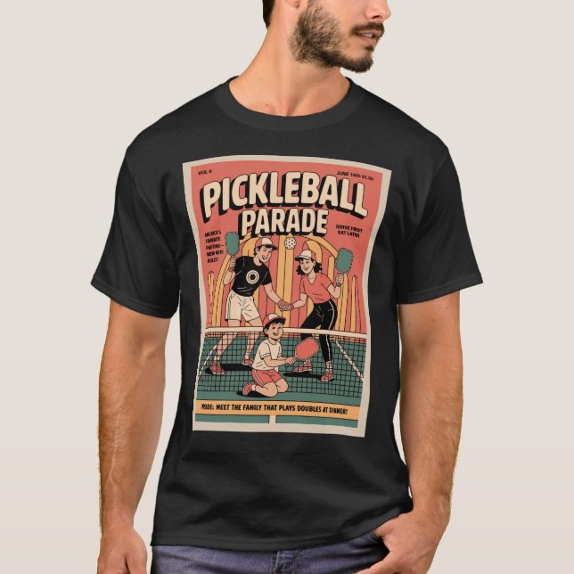 T-shirt Affiche de service de pickleball drôle Manger plus (Devant)