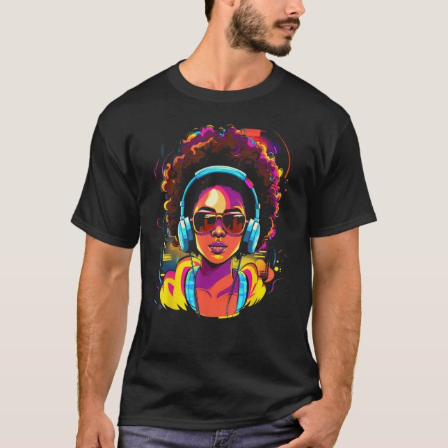 T-shirt African American Woman Black Girl With Headphones  (Devant)