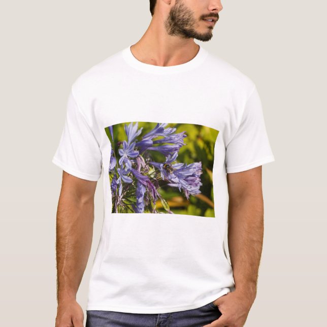 T-shirt Agapanthus flower and bee (Devant)