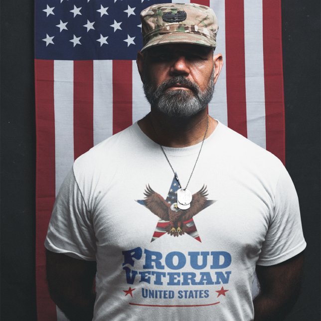 T-shirt Aigle Vétéran Fier  (Créateur téléchargé)