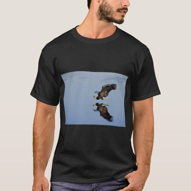 T-shirt Aigle volant majestueux (Devant)