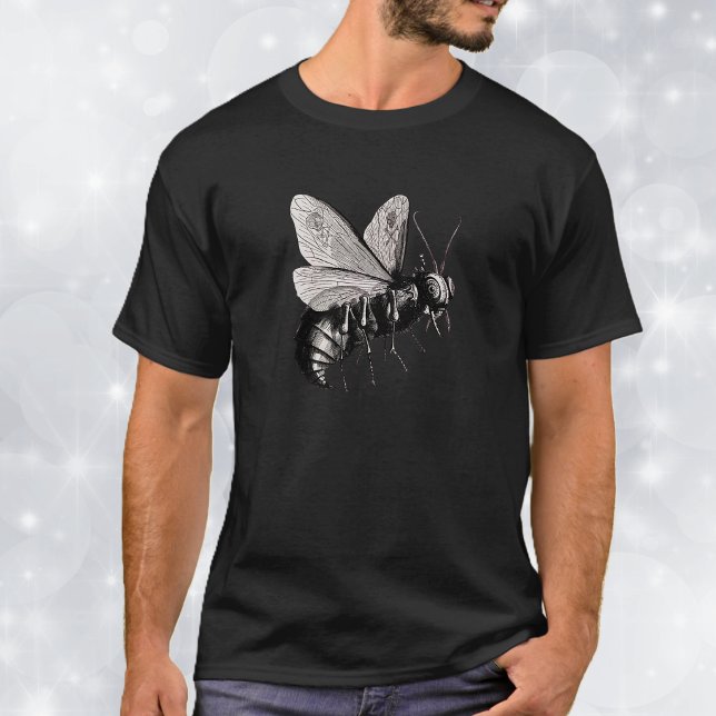 T-shirt Ailes de crâne d'abeille gothique (Scary creepy big bee with stinger and skulls on its wings on a tee shirt.)