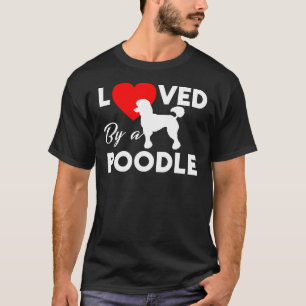T-shirt Aimé Par Un Caniche