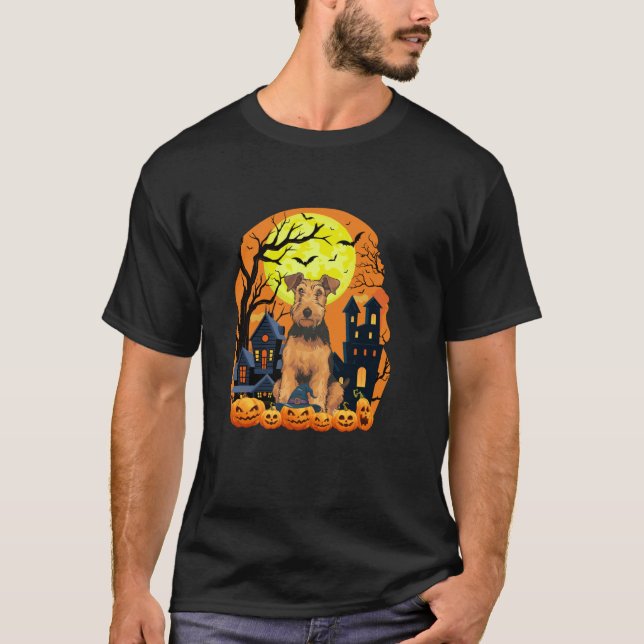 T-shirt Airedale Terrier Chien Avec Citrouille Effrayant H (Devant)