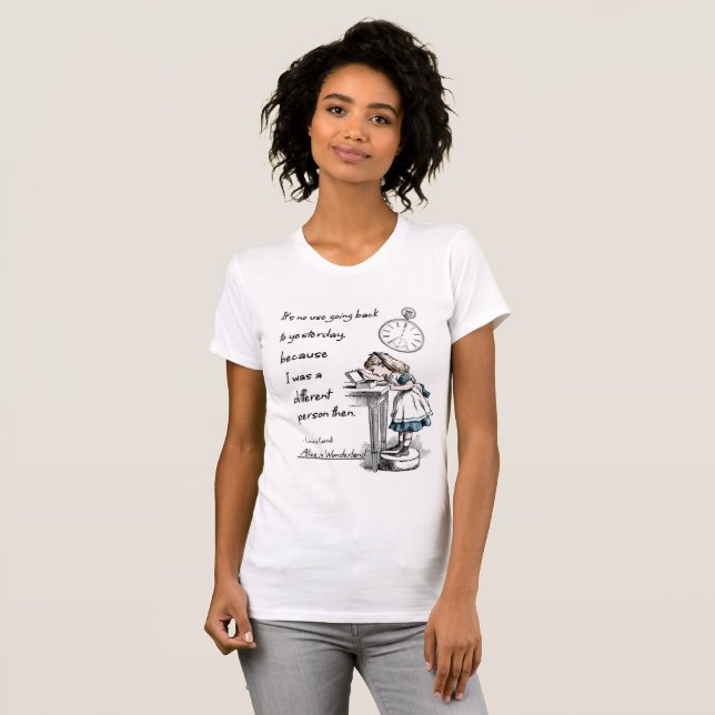 T-shirt Alice dans des citations du pays des merveilles (Devant entier)