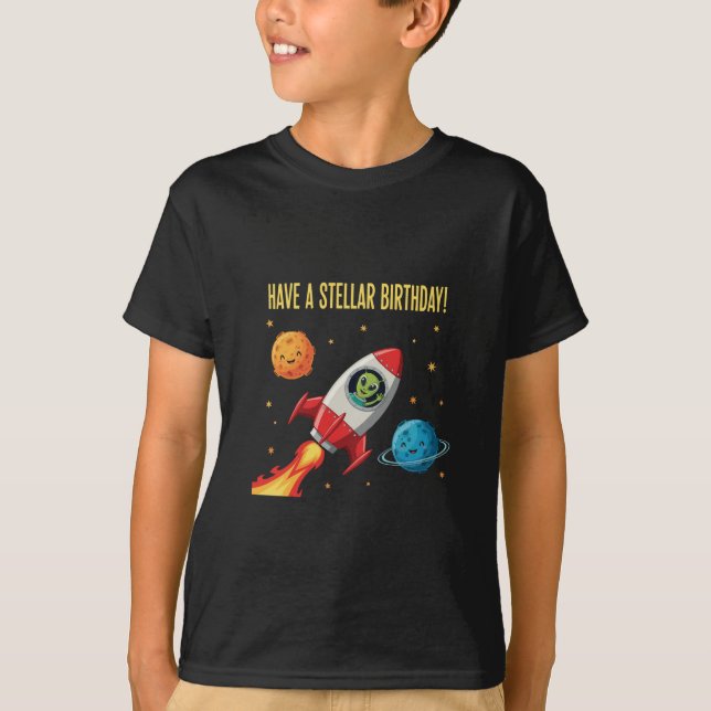 T-shirt Alien Mignon dans Fusée "Anniversaire Stellaire" (Devant)