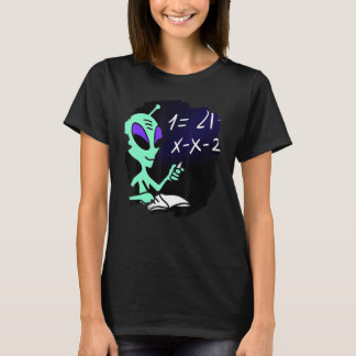 T-shirt Alien Studying Solving Math Science Physics Equati