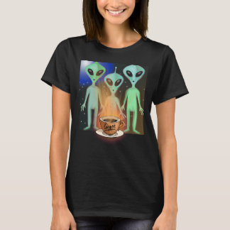 T-shirt Aliens Curieux d'une tasse de café
