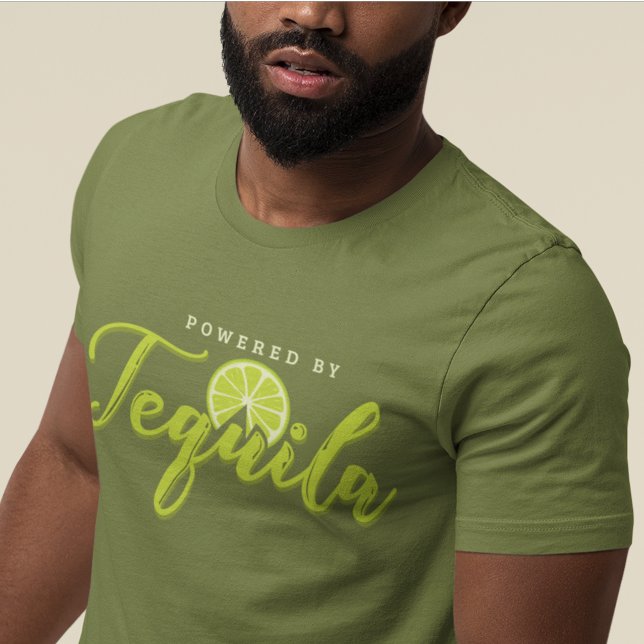 T-shirt Alimenté par Tequila Lime Verte Blague de Fête Drô (Funny Cute Bachelor Party Powered By Tequila Mens T-Shirt)