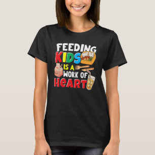 T-shirt Alimenter Les Enfants Est Une Oeuvre De Coeur Café