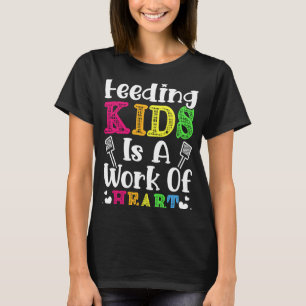 T-shirt Alimenter les enfants est une oeuvre de Heart Cafe