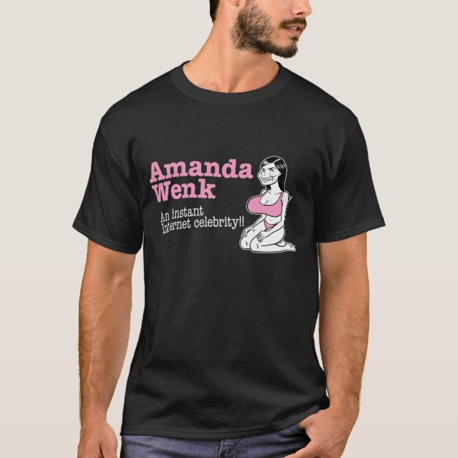 T-shirt Amanda Wenk (foncé) (Devant)