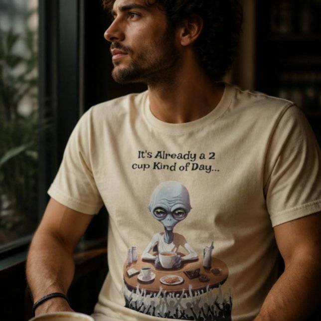 T-shirt amateur de café extraterrestre (Créateur téléchargé)