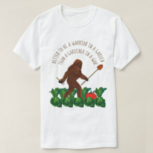 T-shirt Améliorez pour être un guerrier dans un jardin