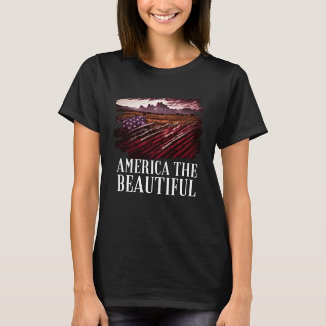 T-shirt America Beautiful Mountains Purple Patriotic Decor (Devant)