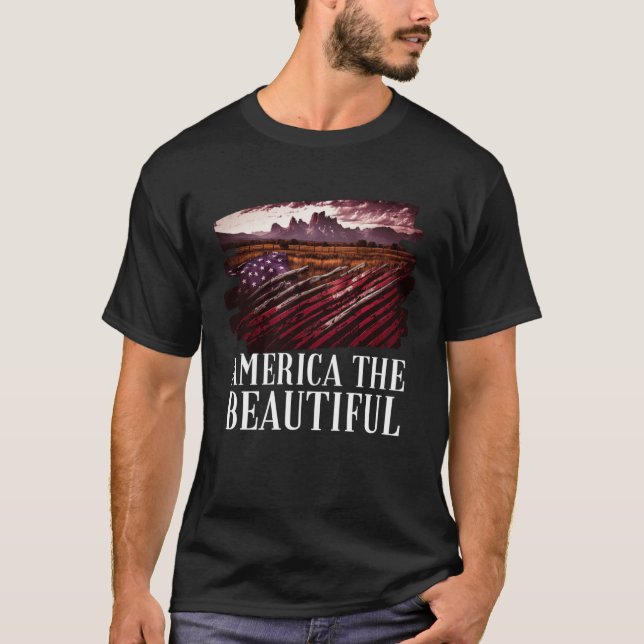 T-shirt America Beautiful Mountains Purple Patriotic Decor (Devant)