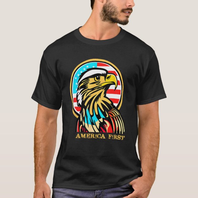 T-shirt America First Patriotic Eagle Illustration 4th of  (Devant)