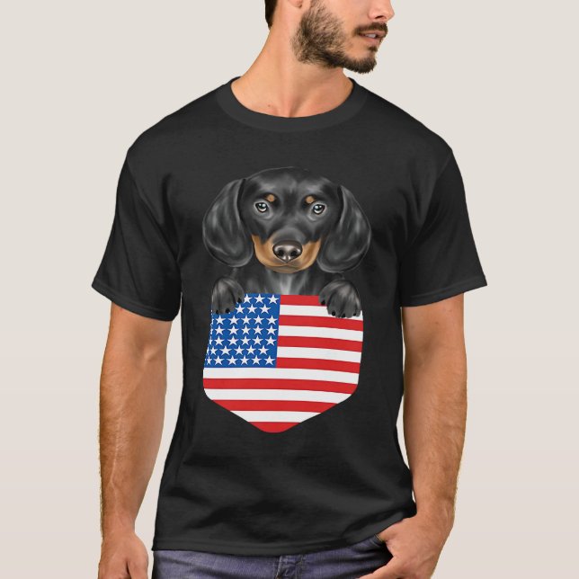 T-shirt America Flag Black Dachshund Dog In Pocket (Devant)