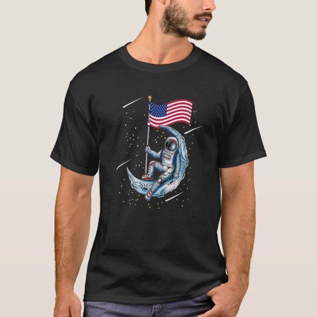 T-shirt America Flag On The Moon Astronaut Space Travel Mo (Devant)