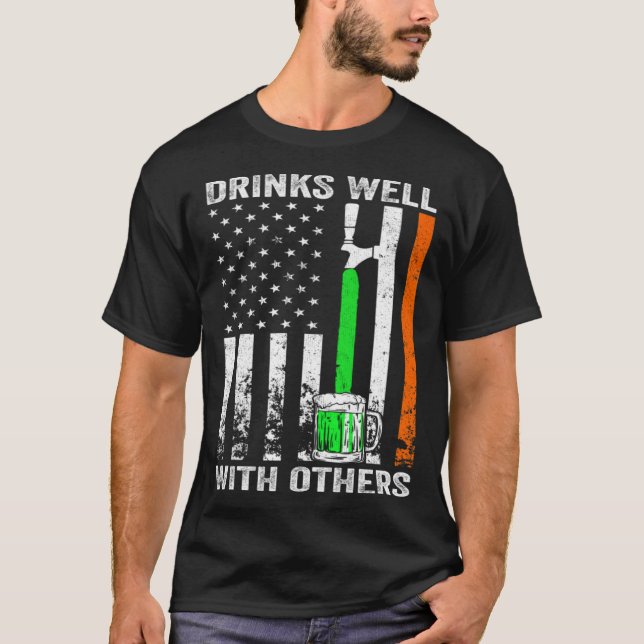T-shirt American Flag St Patrick s Day Beer Drinks Well Wi (Devant)