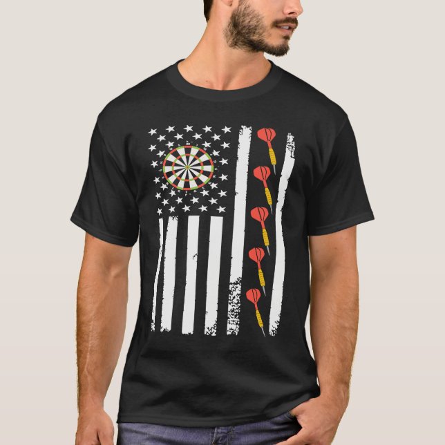 T-shirt American Sports Darts Flag Athletic Throwing Game  (Devant)