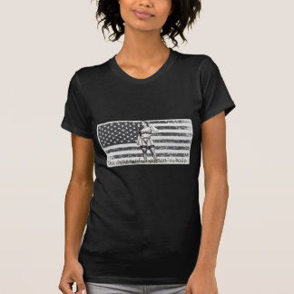 T-shirt American woman