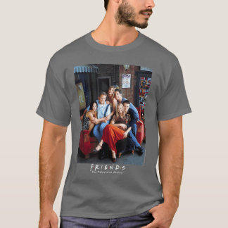 T-shirt Amis à l'extérieur Fille sur canapé
