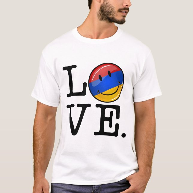T-shirt Amour de drapeau de sourire de l'Arménie (Devant)