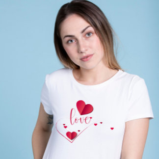 T-shirt Amour Éternel : Un Tee d'Embrace Au Coeur