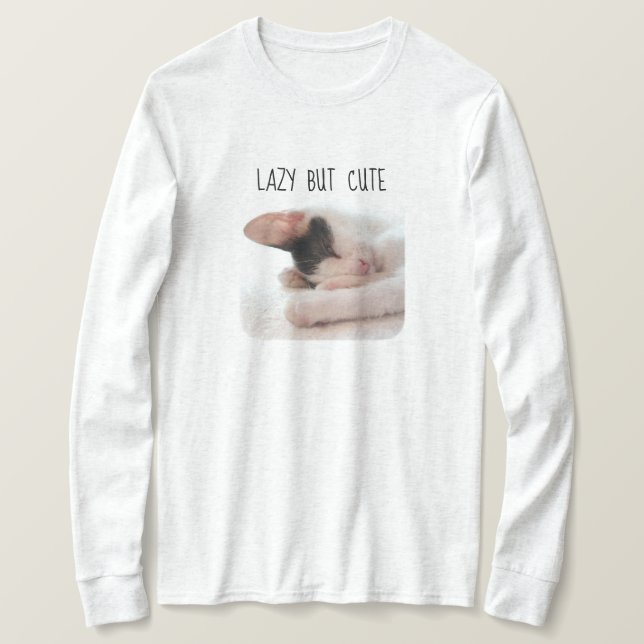 T-shirt Amoureux des chats photo de Lazy mais Cute Kitten  (Design devant)