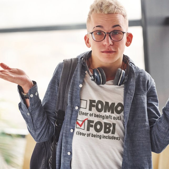T-shirt Amusant Introvert FOMO FOBI Lumière socialement fa (Créateur téléchargé)