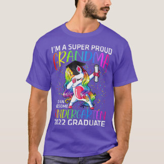 T-shirt Amusante grand-mère fière d'une classe de maternel