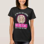 T-shirt Amusante Mariée Bachelorette<br><div class="desc">Célébrez la future mariée avec notre chemise de soirée de bachelorette amusante ! Cette chemise ludique et élégante présente un design amusant avec la photo de la mariée, ce qui en fait la tenue parfaite pour les demoiselles d'honneur de Team Bride, la bonne d'honneur et tous ses amis les plus...</div>