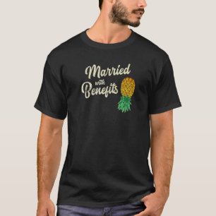 T-shirt Ananas À L'Arrière Marié Avec Des Avantages Subtil