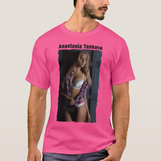 T-shirt Anastasia Yankova