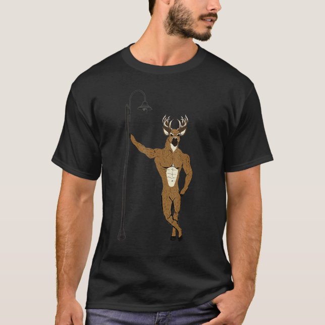 T-shirt Angry,muscular reindeer leaning on a lamppost (Devant)