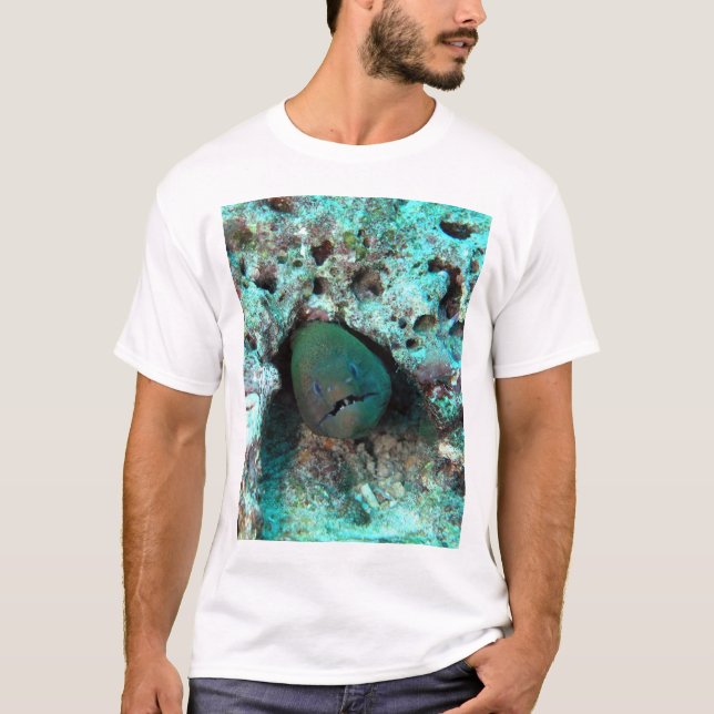 T-shirt Anguille de Moray aux Fidji (Devant)